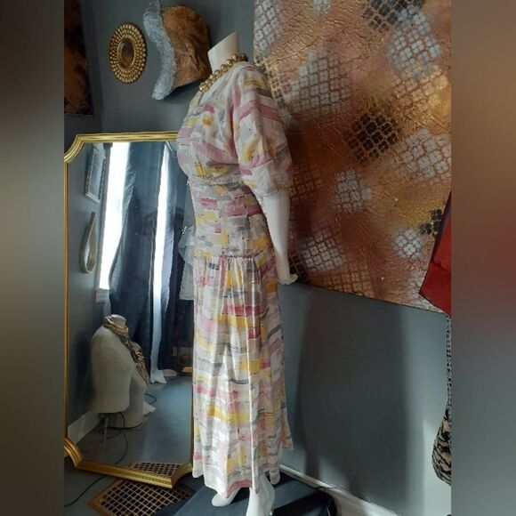 Moon River Viscose Blend Voluminous Maxi Dress - Picture 12 of 16